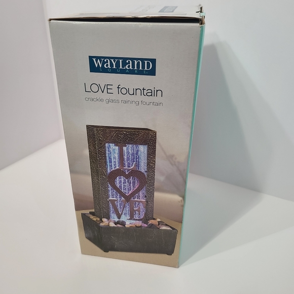 Brand New In Box Wayland Love Fountain - Picture 3 of 8